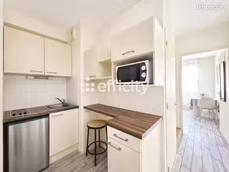 appartement 1 pièce 18 m²