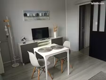 studio meublé 20 m² à concarneau avec ascenseur – idéal étudiant / bail 9 mois (sept à jui
