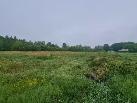 1636 m²- terrain à bâtir à ménesplet