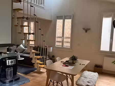 toulouse- saint georges- très bel appartementduplex meublé de 43 m2