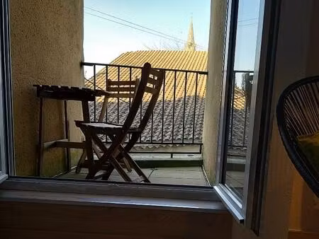 appartement studio lesparre-medoc - 27 m2 - 620 euros ttc