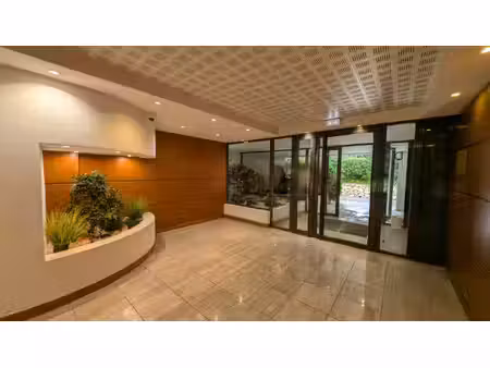 chemin de la colline st joseph - t2 meuble 42 m2 - terrasse
