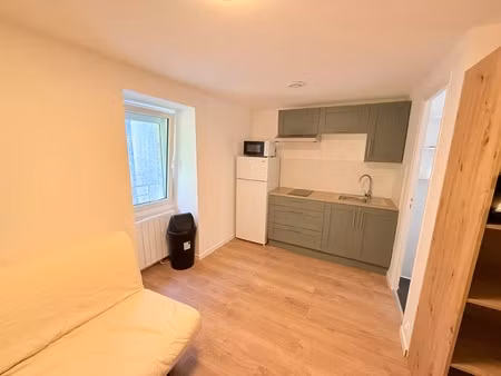 a louer brest recouvrance studio meublé refait à neuf