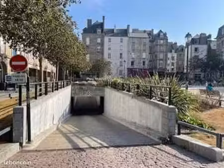 vente garage et parking à saint-malo (35400) : à vendre / 13m² saint-malo