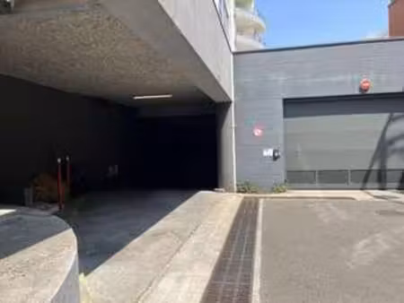 vente garage et parking à nantes (44000) : à vendre / 13m² nantes
