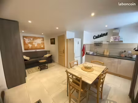 studio rénové au pied de la gargouille