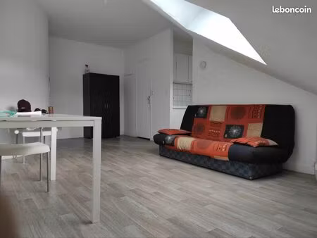 studio/f1 meuble ctre charleville 280 euros
