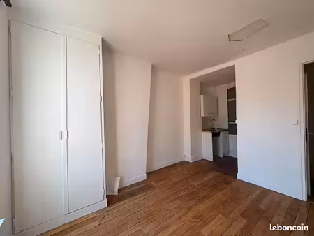 studio 1 pièce 17 m²