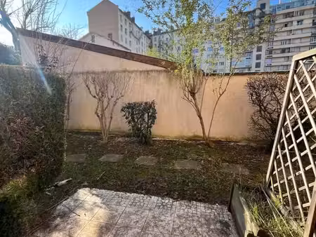 studio 1 pièce 20 m²