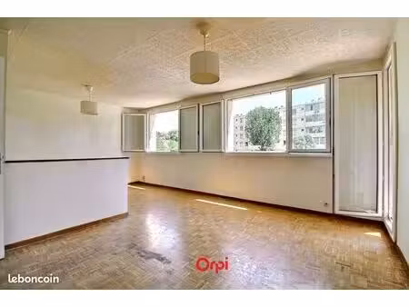appartement 3 pièces 69 m²