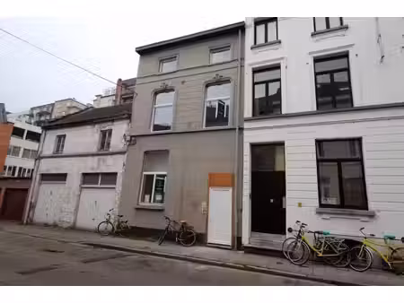 studentenkamer met eigen badkamer nabij zuid!