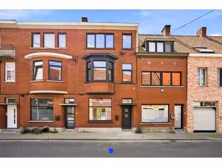 instapklare burgerwoning in het centrum van roeselare.