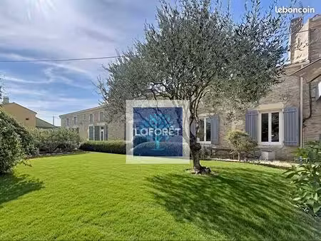 maison 9 pièces 190 m²