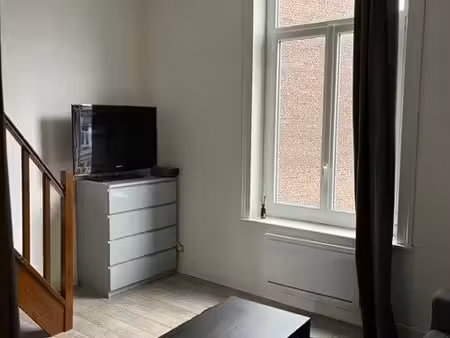 location studio avec mezzanine