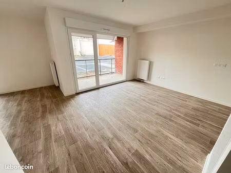 studio 1 pièce 39 m²
