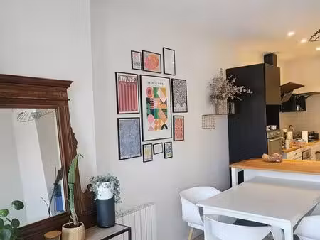 t2 meublé lumineux et traversant — charpennes / république, villeurbanne