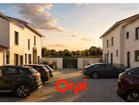 maison 4 pièces 106 m²