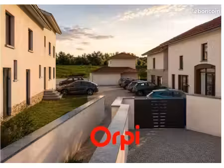 maison 4 pièces 112 m²