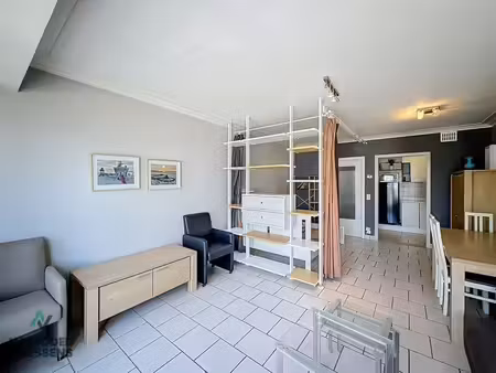 appartement à louer à oostende € 650 (lqwar) - vastgoed naessens | zimmo