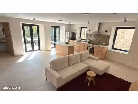 vente t3 - 83m2 - briançon - dpe b - terrasse avec vue dégagée sur la nature