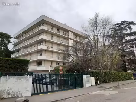 appartement 3 pièces 75 m²