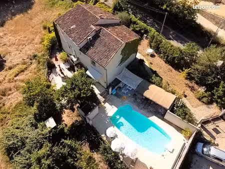 maison d'hôte ou gite à vendre dans le verdon