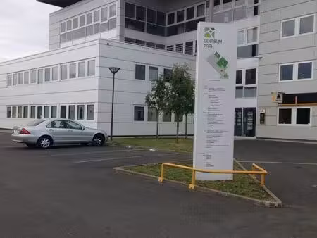 location 66m2 bureau orleans est