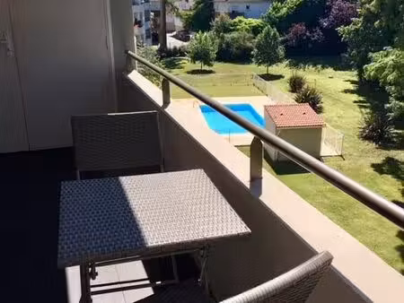 studio avec terrasse et balcon