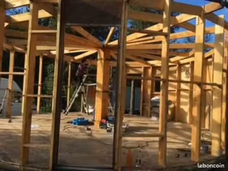 cabane yourte en bois