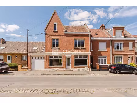 spacieuse 1947, 5 chambres- jardin - garage