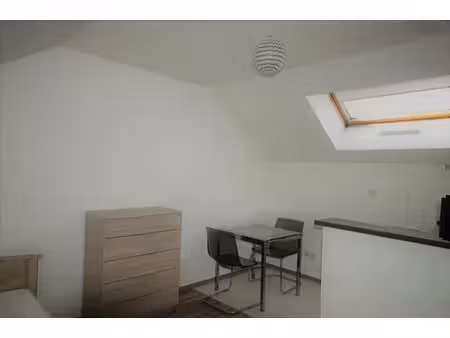 location appartement 1 pièce 19 m² à nantes (44000)