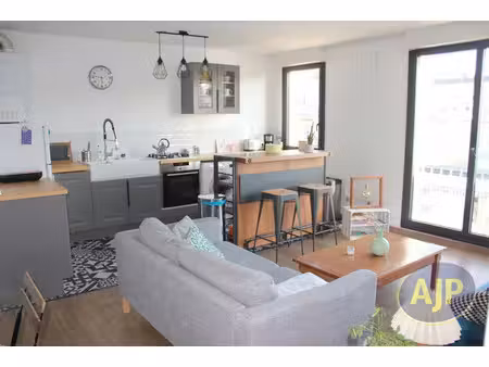 location meublée appartement 2 pièces 50.29 m² à nantes (44000), 824 €