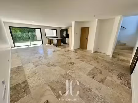 vente maison 4 pièces 112 m² à lucenay (69480), 420 000 €