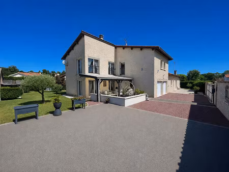 vente maison 7 pièces 196 m² jonage (69330)