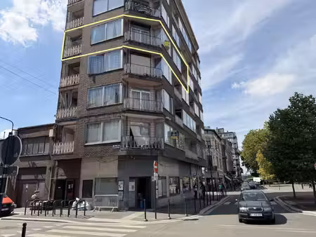 appartement à louer avec terrasse et 2 chambres , charleroi (vbe54770)