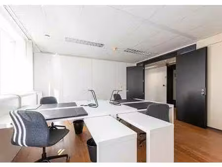 bureaux privatifs 300€ par mois par personne/allin - louise