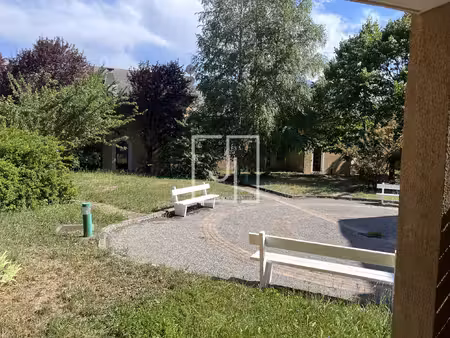 à vendre à jausiers 04850, studio avec terrasse
