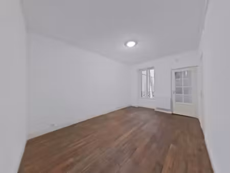 location appartement 1 pièce 23.96 m² à paris 18ème (75018), 869 €