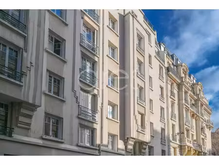 location appartement 2 pièces 46 m² à paris 7ème (75007), 1 700 €