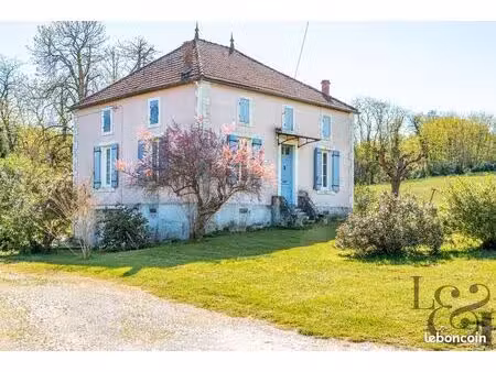 propriété 4 pièces 81 m²