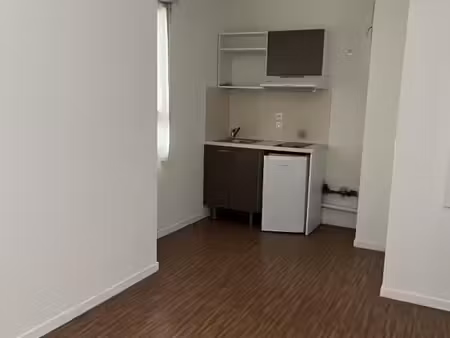 studio 1 pièce 18 m²