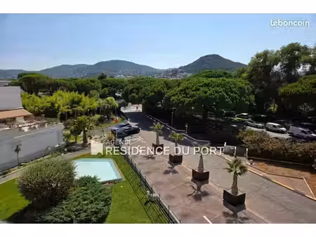 studio 1 pièce 44 m²