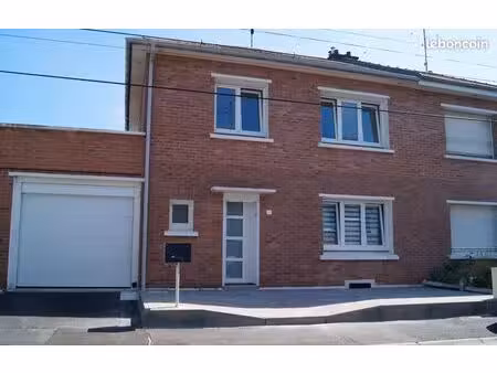 maison rénovée a neuf avec garage jardin et sous sol