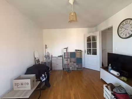 à louer – t2 de 33,88 m² avec balcon et parking – proche gare de rouen