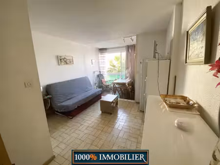 studio 24.76m2 + parking privé