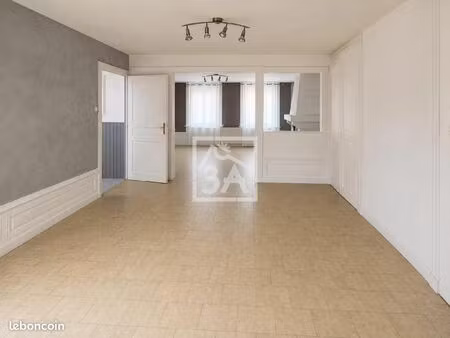 maison 7 pièces 146 m²