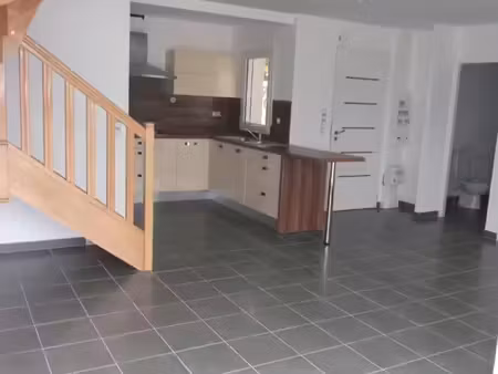 maison à louer non mitoyenne