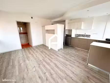appartement 1 pièce 34 m²
