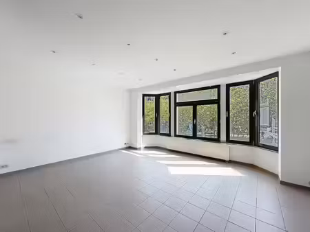 appartement à louer à boulevard auguste reyers 19 schaerbeek (vbe54985)