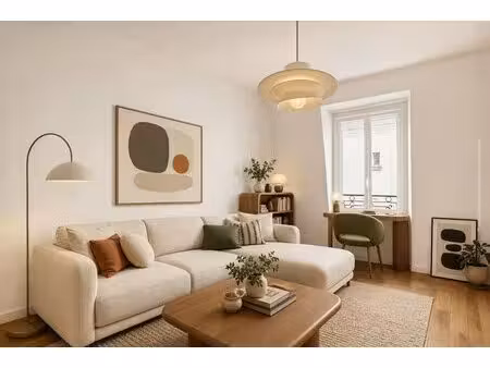 paris 18e - damremont / montcalm - appartement - 32,79 m² carrez - 1 chambre - dernier éta